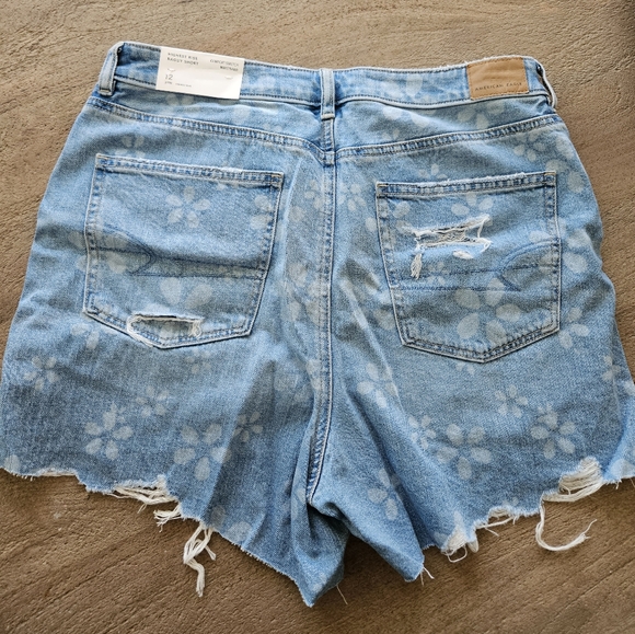 American Eagle Outfitters, Size 12, Jean Shorts - Picture 3 of 3